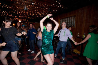 How Art Therapy Heals: Jenna Benn Shersher on Cancer Survivorship, Fashion & Twist Out Cancer